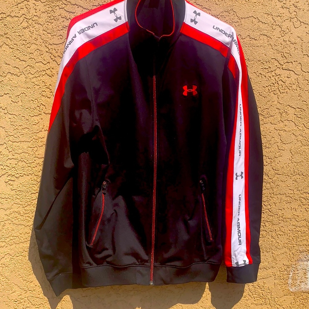 Men’s Under Armor size large Lightweight jacket